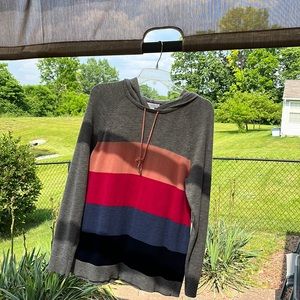 Multicolored light hoodie pullover sweater Charter Club. Size L